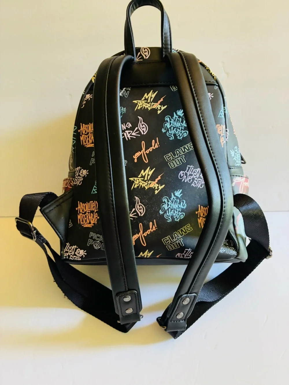 Disney Loungefly Villains Graphic Black Mini Backpack Hard Tag! EUC